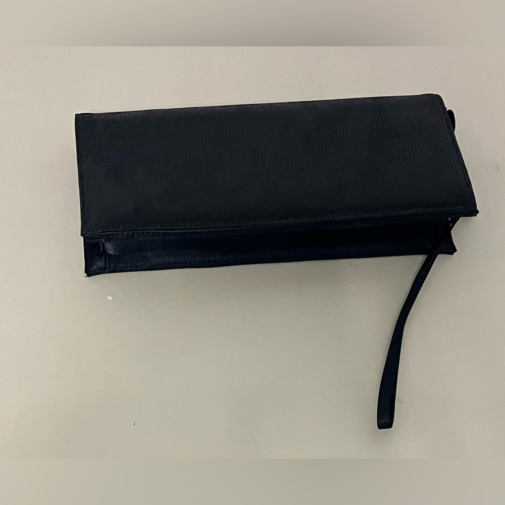 Randolph Duke black clutch bag with a wristlet strap - Picture 2 of 12